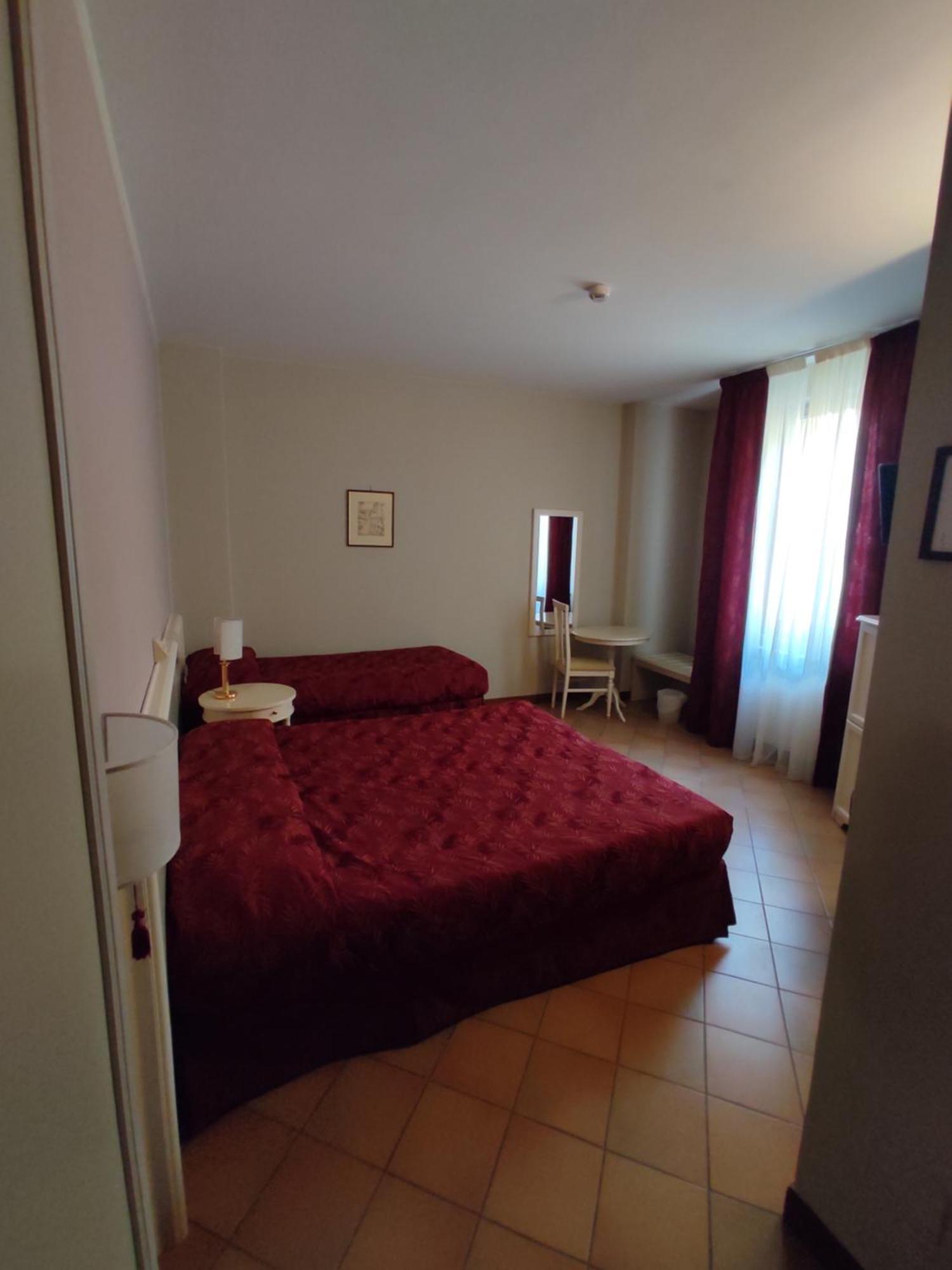 Hotel Le Mura Foligno Luaran gambar