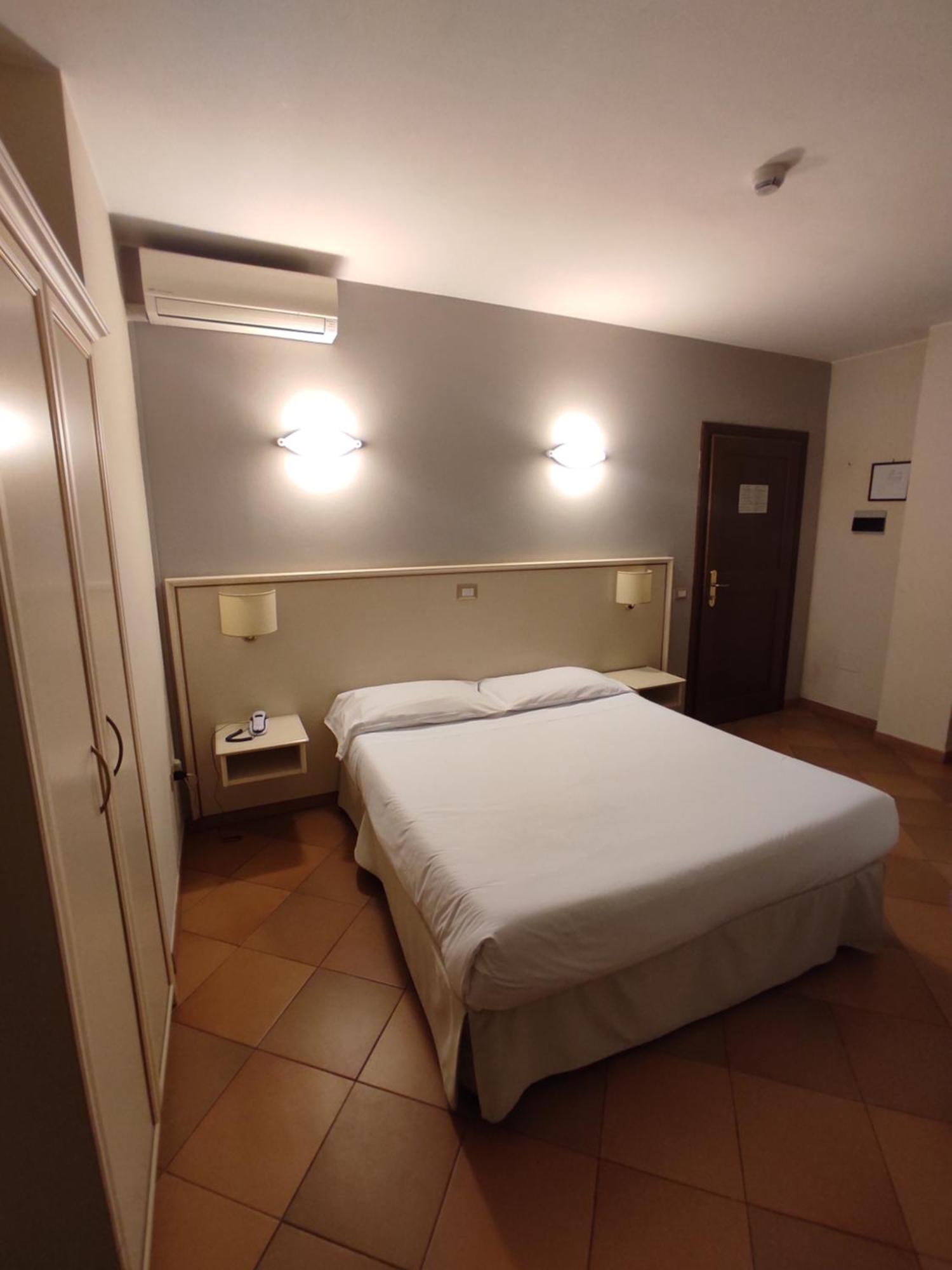 Hotel Le Mura Foligno Luaran gambar
