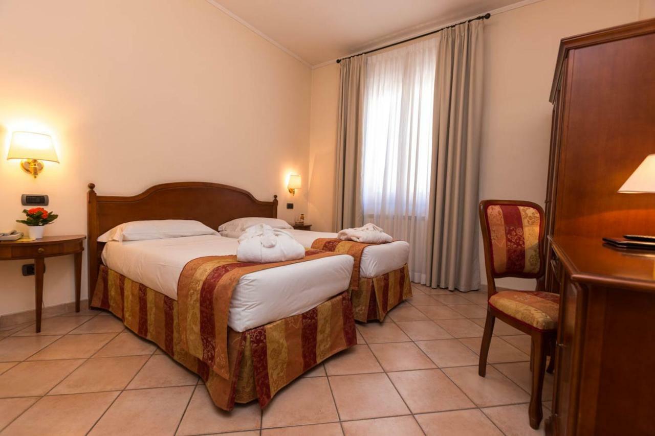 Hotel Le Mura Foligno Luaran gambar